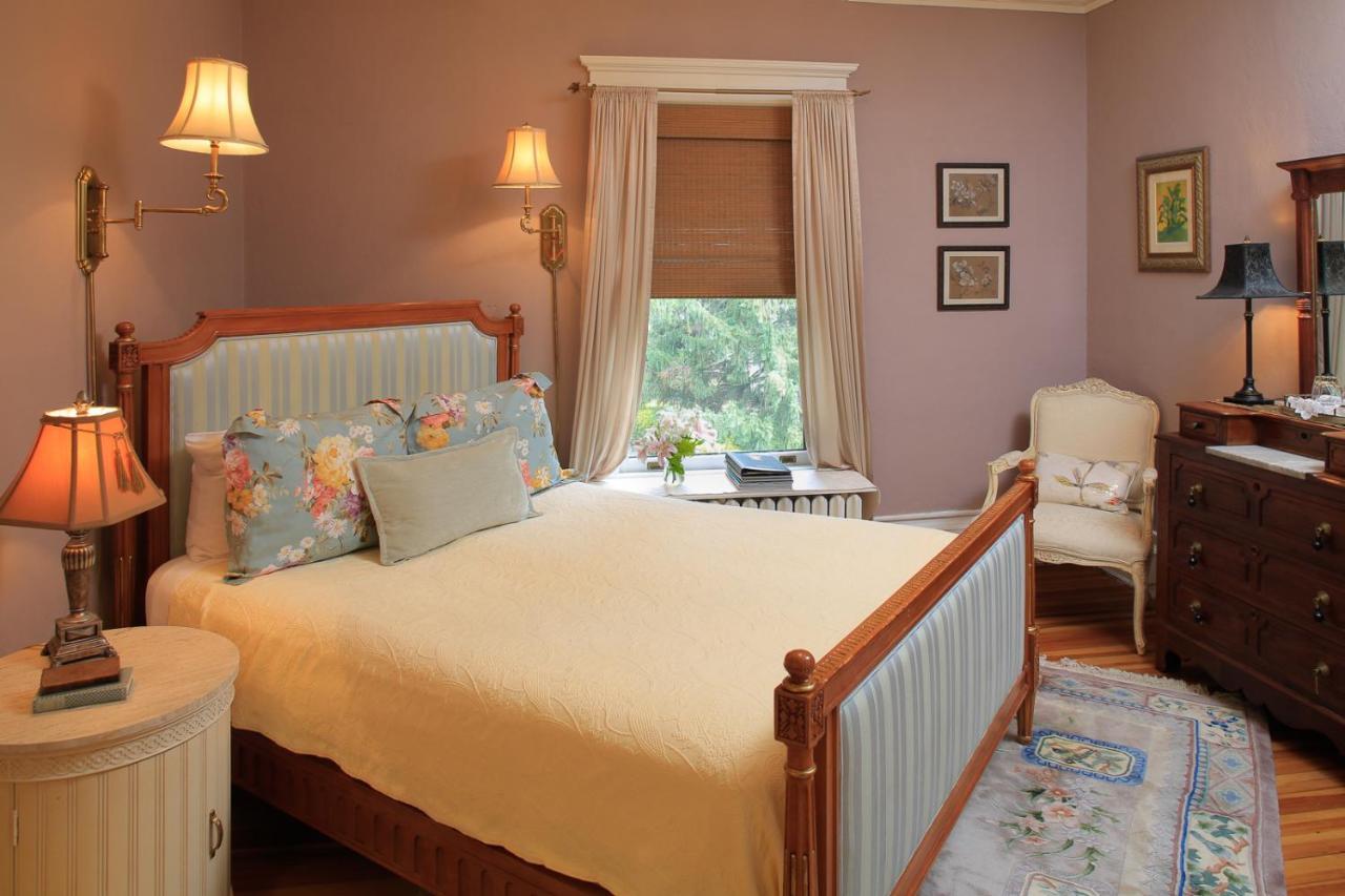 The Lion And The Rose Bed And Breakfast Asheville Exterior foto